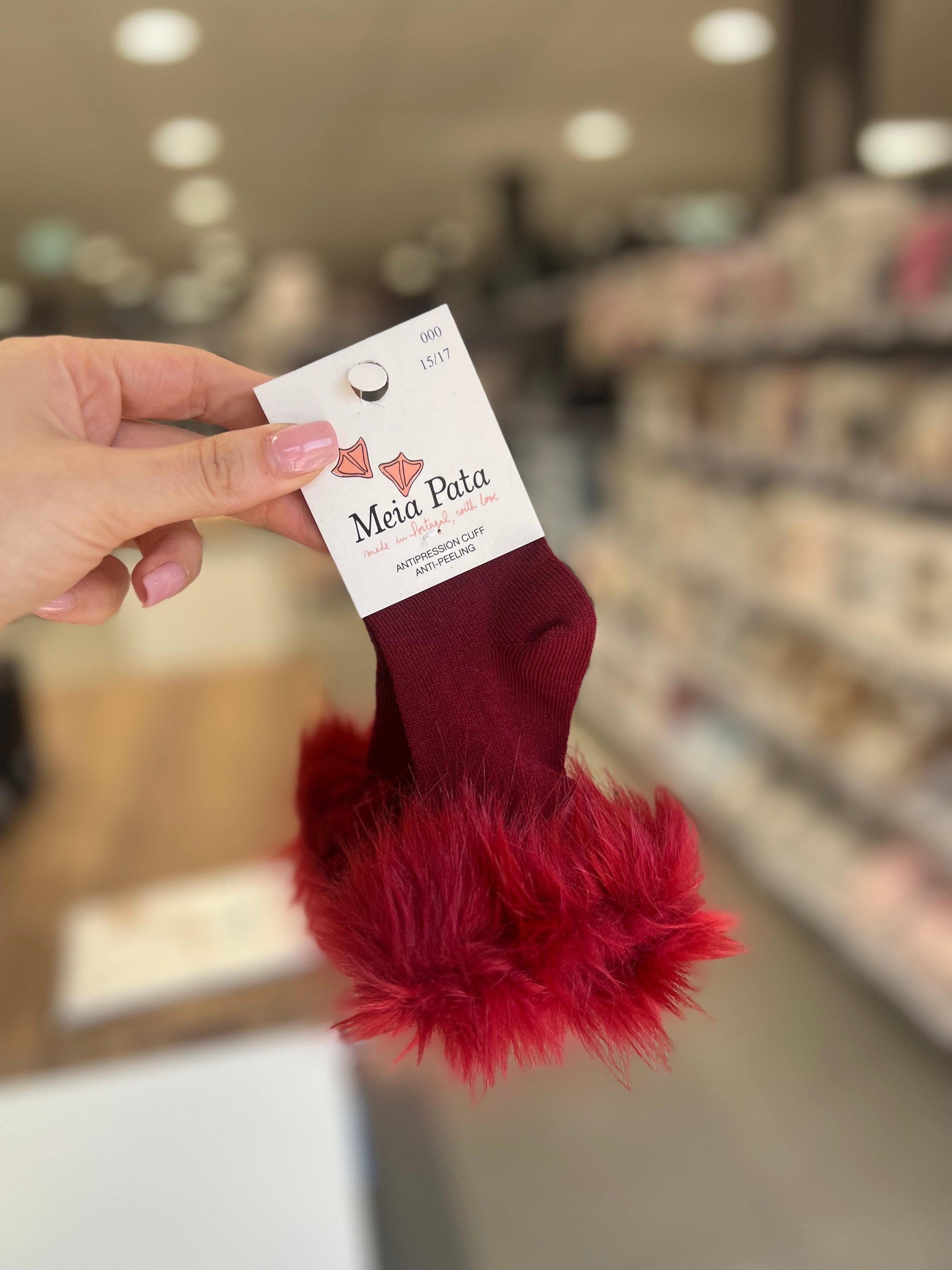 Calzini Bordeaux con Pompon - MEIA PATA