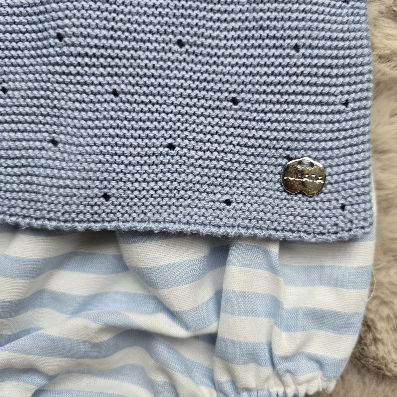 completo 2 pezzi azzurro con pantaloncino a righe bianche - Juliana