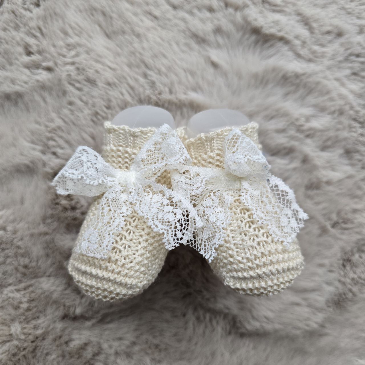Completo 2 pezzi crema con rombi traforati e pizzo - Juliana