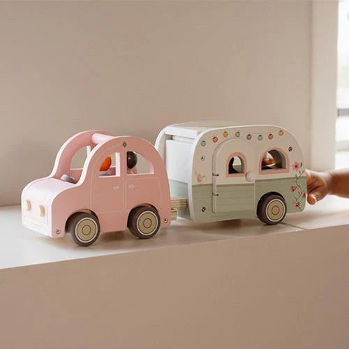 Macchina con Caravan e Personaggi - Little Dutch