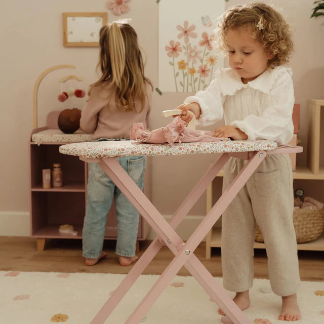 Asse da stiro in legno con ferro da stiro - Little Dutch