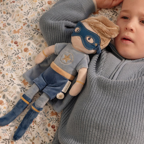 Bambola Peluche Jim Supereroe - Little Dutch