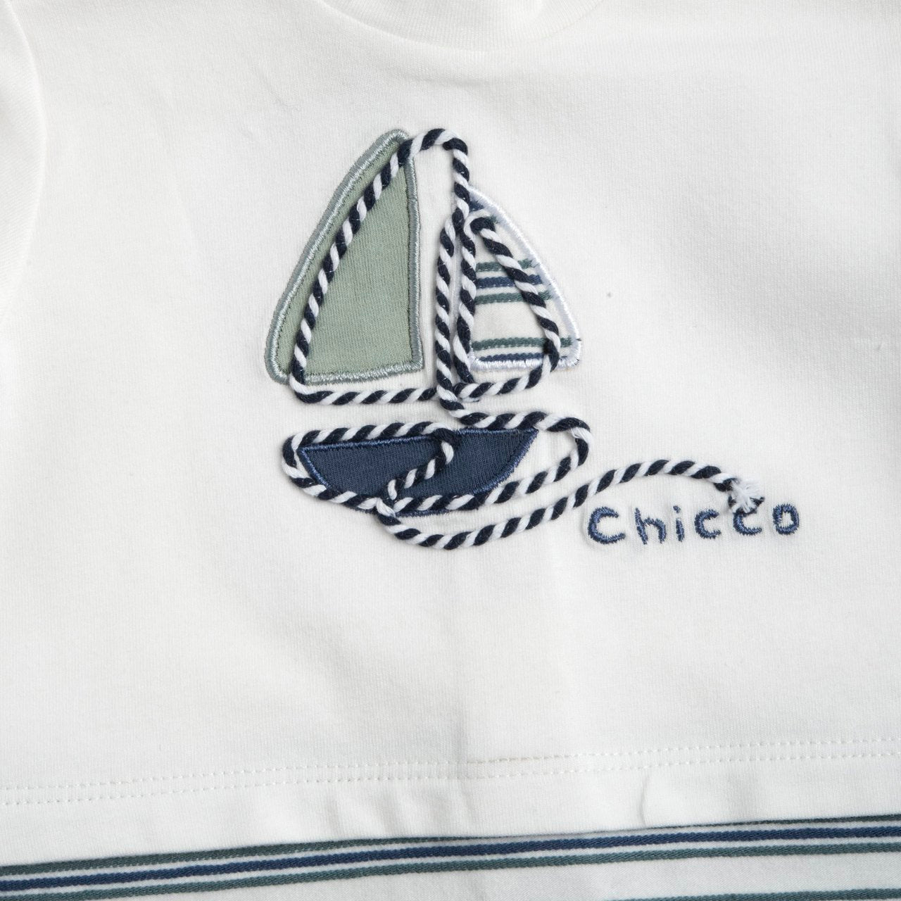 Pagliaccetto corto con ricamo - Chicco