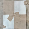 Copertina in filo beige e bianca - Marlù