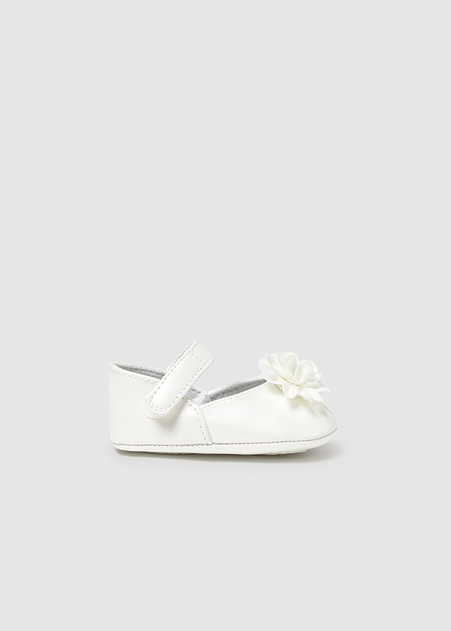 Ballerine eleganti panna con fiore - majoral