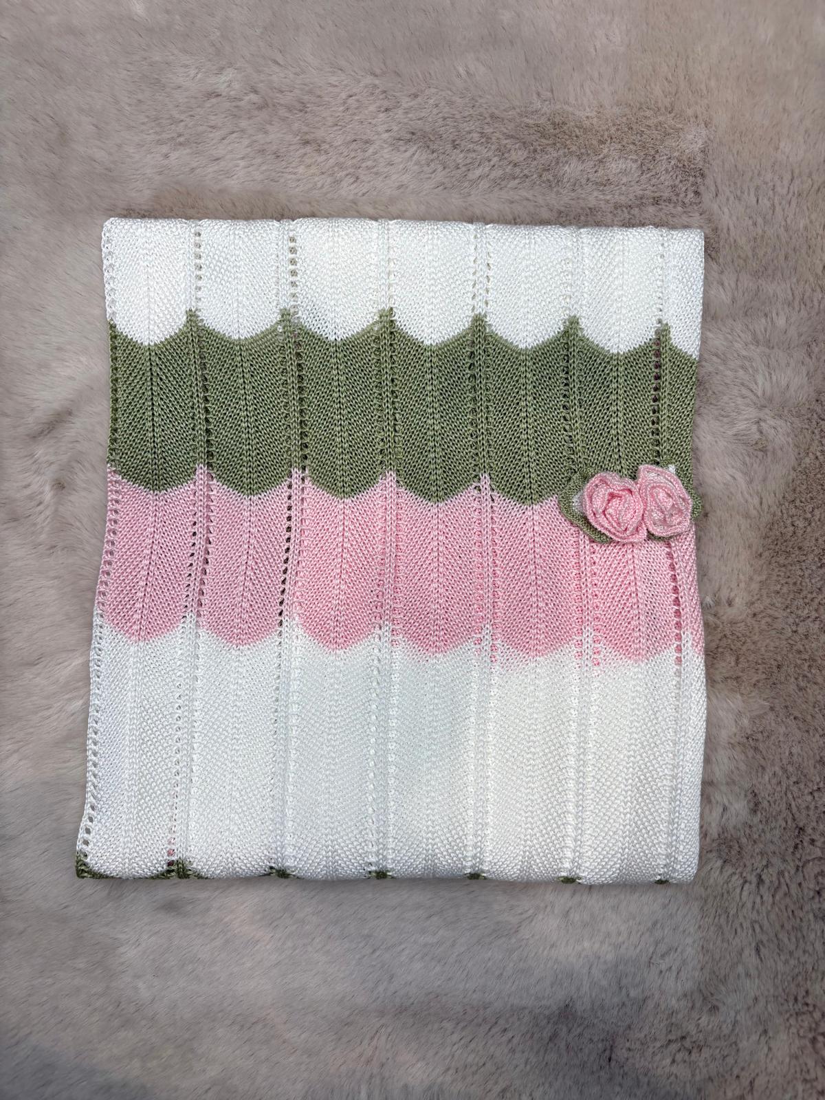 Copertina in filo con rose - Marlù