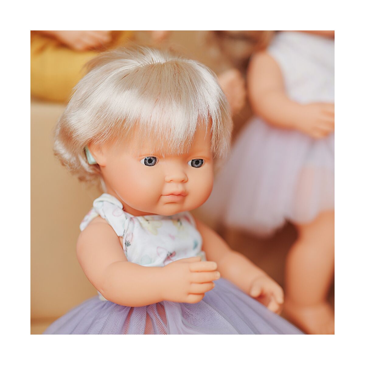 Bambola con Impianto Cocleare 38cm - Miniland