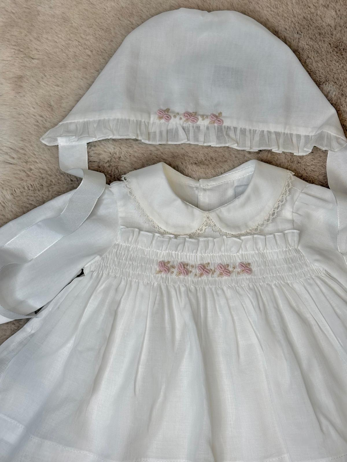Vestitino con culotte, cuffietta e scarpina in filo - Marlù