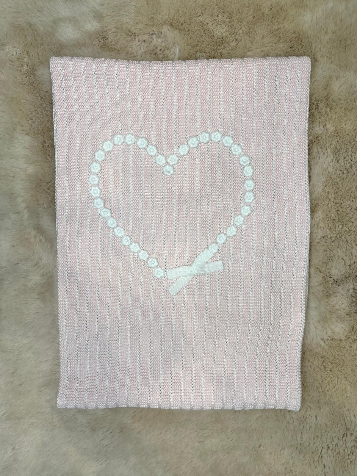 Copertina in filo Rosa Pastello con ricamo - Marlù