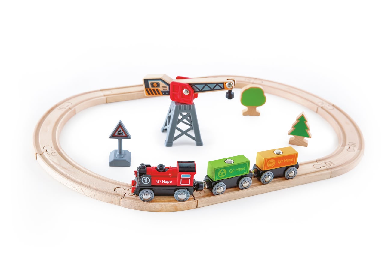 Pista con locomotiva a batteria e gru - Hape