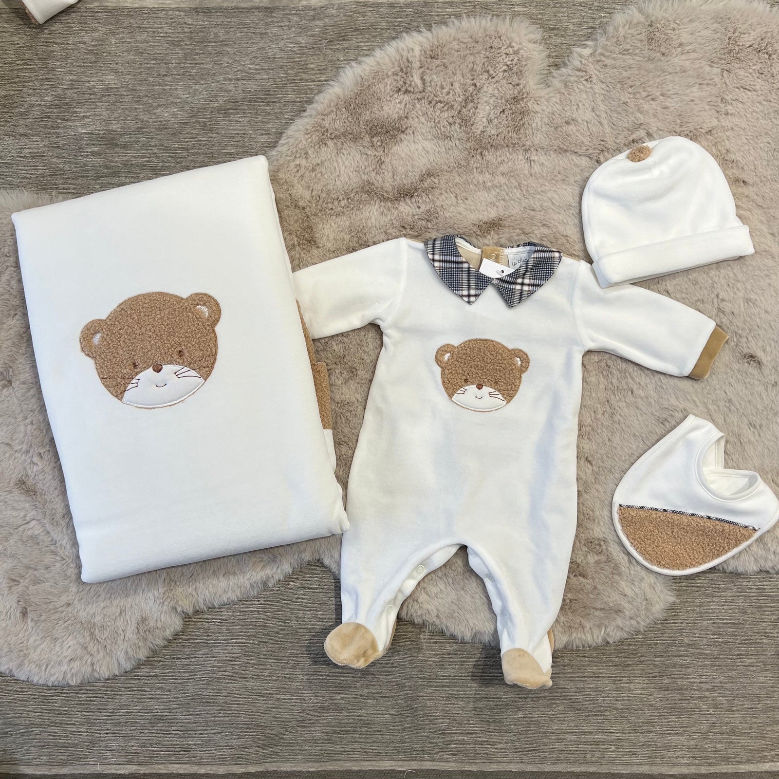 Corredino nascita invernale bimbo in ciniglia - Tutina Beige
