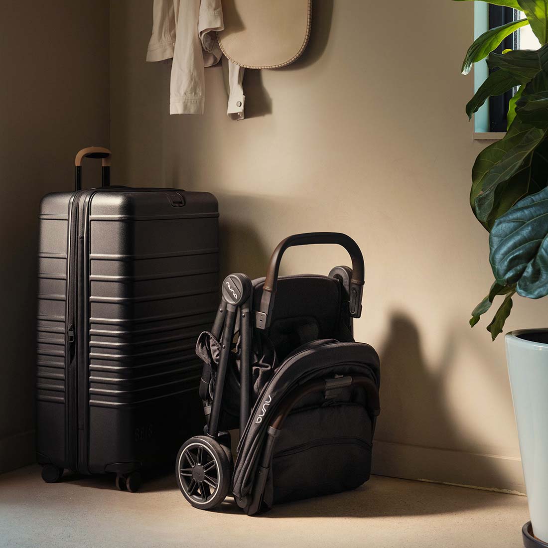 trvl™ Passeggino ultra-leggero a chiusura compatta - Nuna