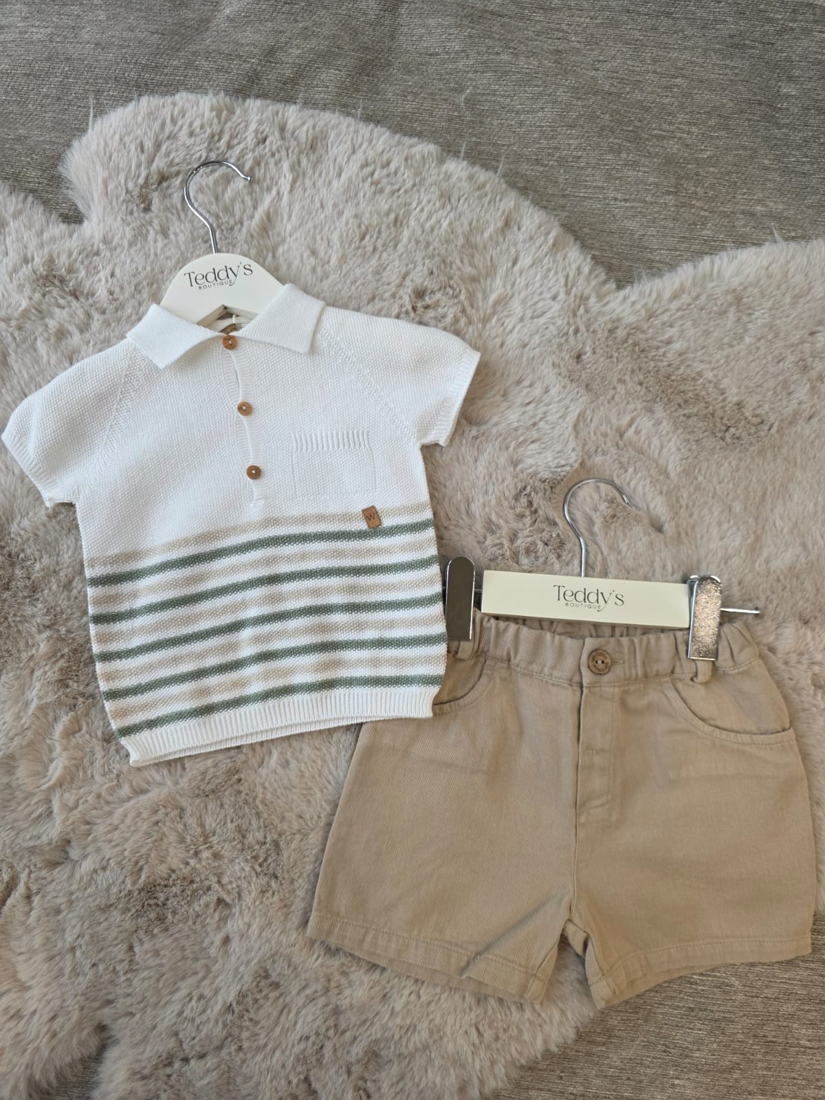 Polo e shorts sabbia -  Wedoble