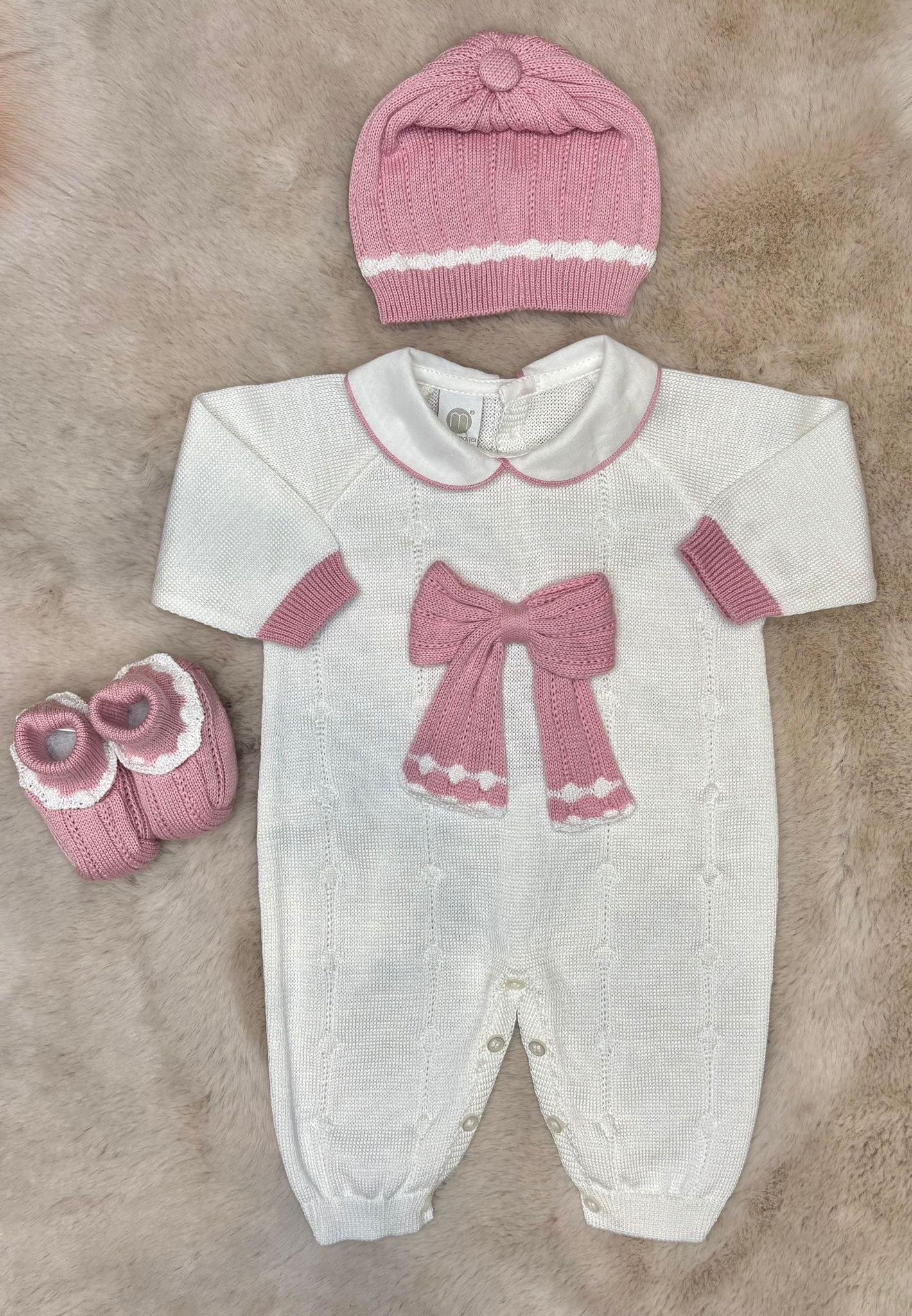 Tutina con fiocco con cappello e babbucce - Marlù