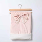 Copertina Rosa Velour con Fiocco e Pizzo Rebrodé - Marlù