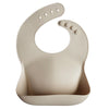Bavetta in silicone Mushie — Shifting Sand