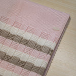 Copertina con Design a Quadri Rosa - Ninnaoh