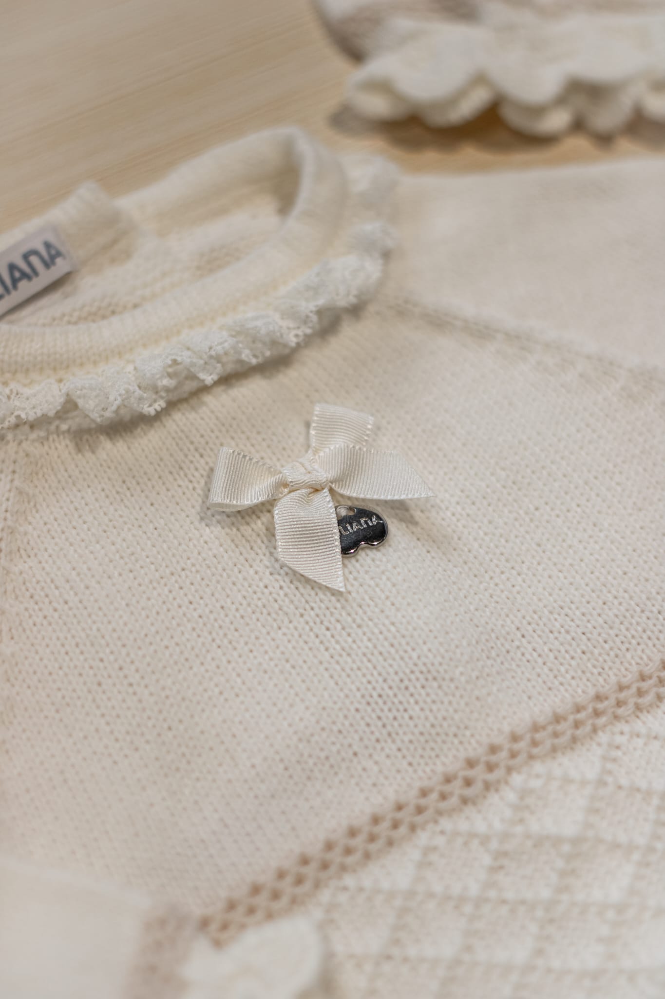 Completino 3 pezzi con pantaloncino crema - Juliana