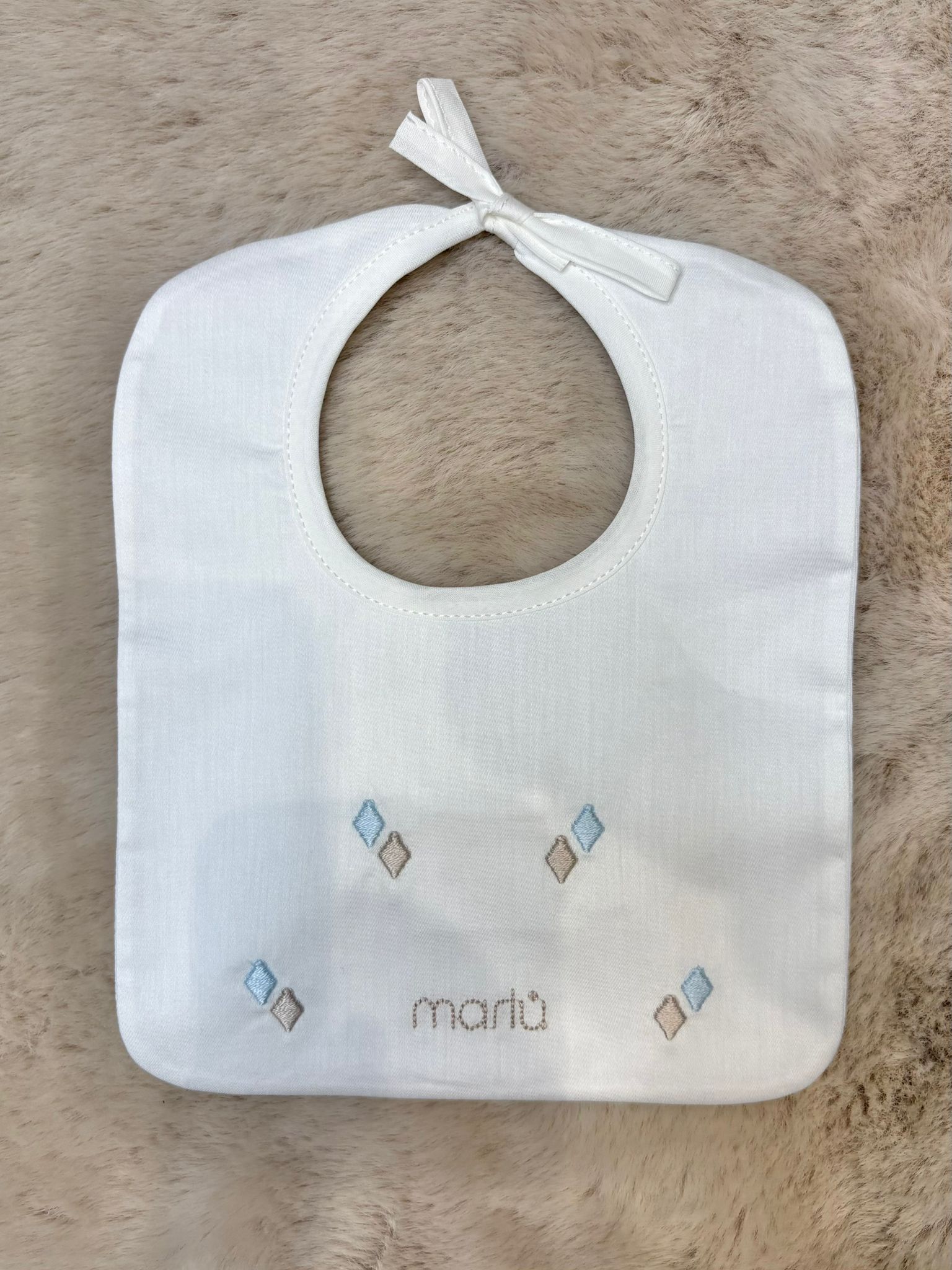 Bavetta con ricamo azzurro e tortora - Marlù