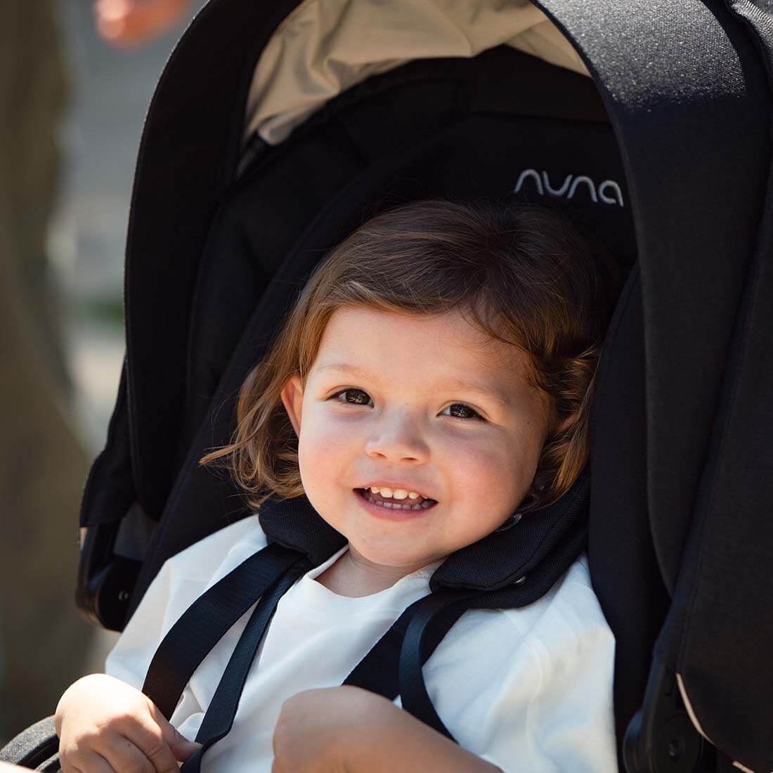 mixx™ next Passeggino reversibile a chiusura compatta - Nuna
