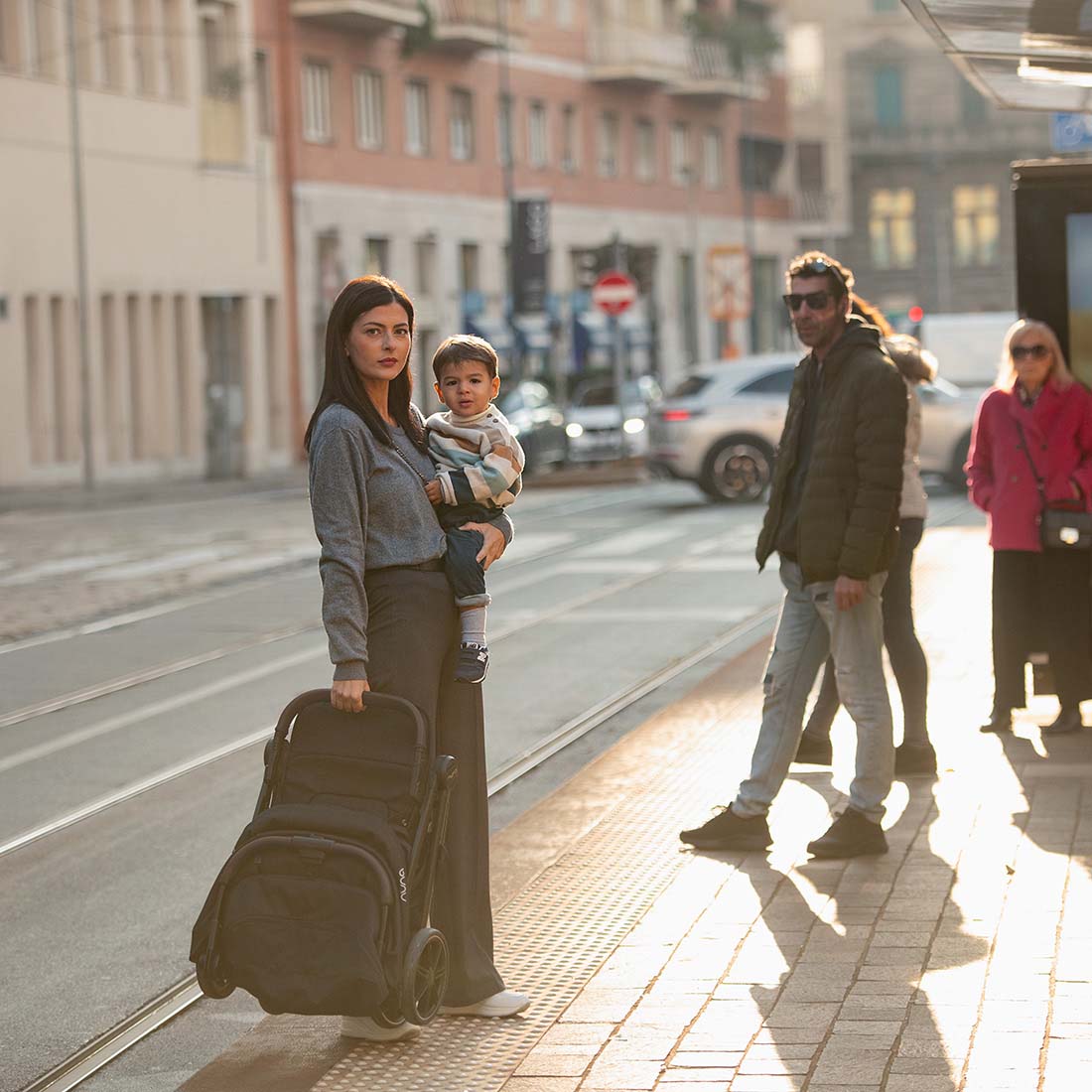 trvl™ lx Passeggino ultra-leggero a chiusura compatta - Nuna